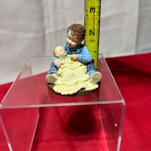 Expression of love - new baby - figurine new